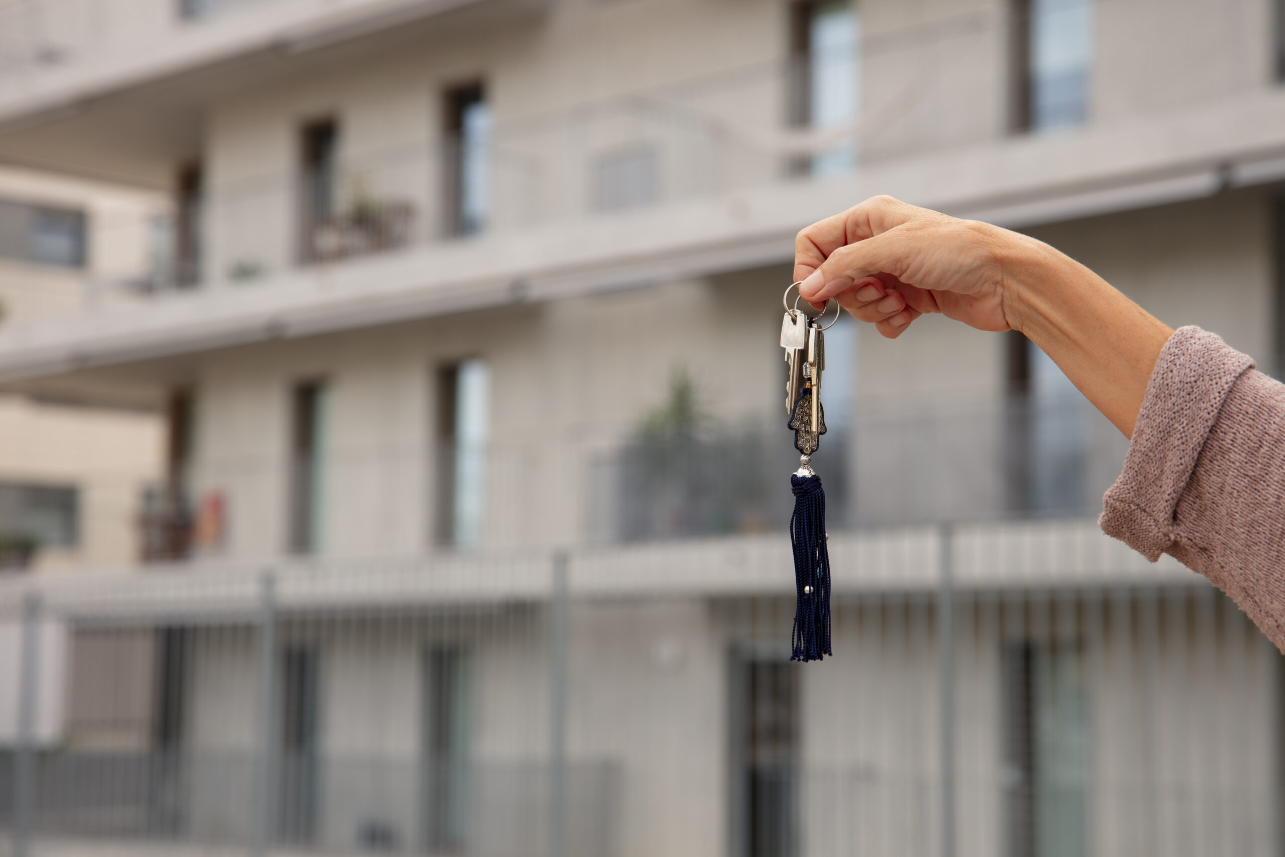 Zarządzanie najmem krótkoterminowym – porównanie zyskowności i ryzyka